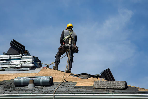 Professional Gutter Installation technician working in Union City, MI